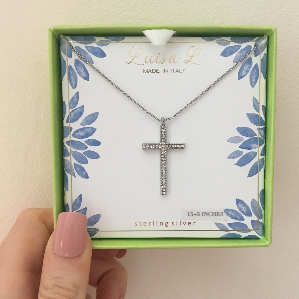 Silver cross necklace - brand new!